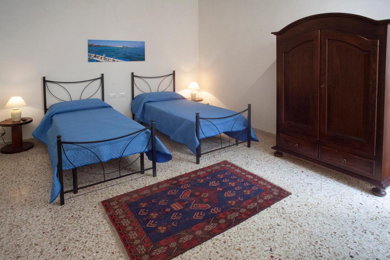 Case Vacanze "Residenze Trapanesi" トラーパニ エクステリア 写真